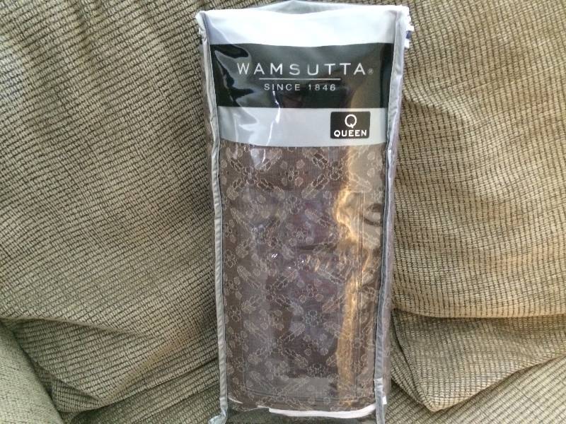 lot 77 image: Queen Bed Skirt, New In Packaging