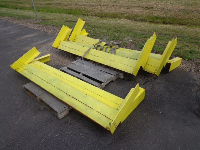 lot 10 image: Protective Barriers