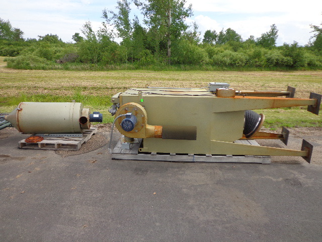 lot 15 image: Dust Collector