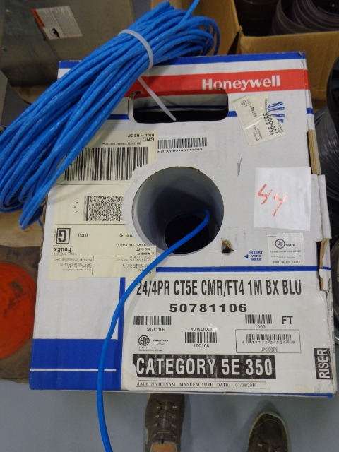 lot 44 image: Boxes of Wire