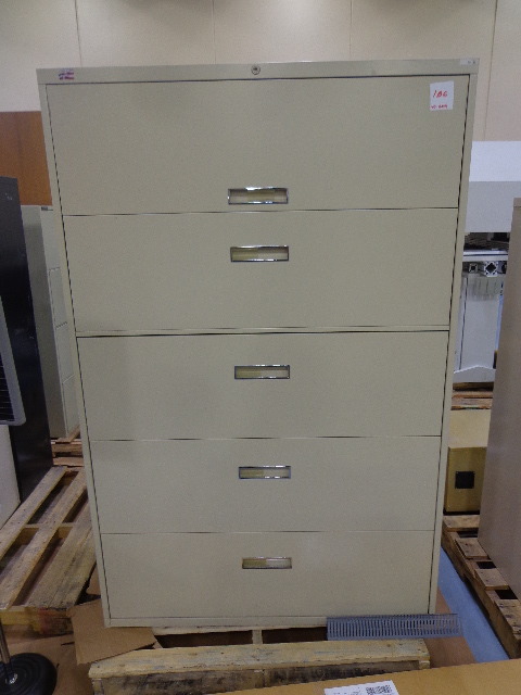 lot 106 image: File cabinet