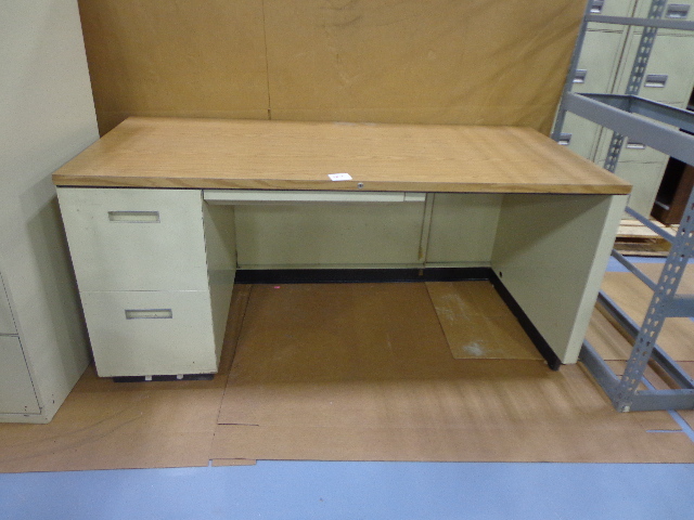 lot 127 image: desk