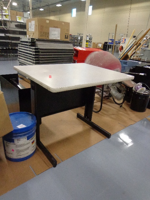 lot 141 image: Table