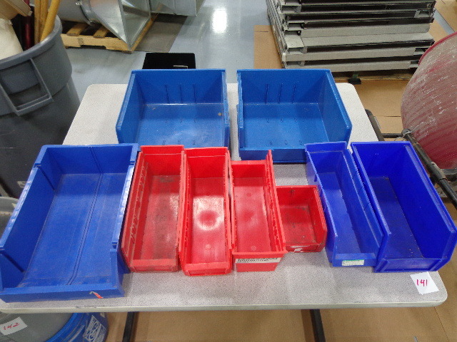 lot 145 image: plastic storage containers