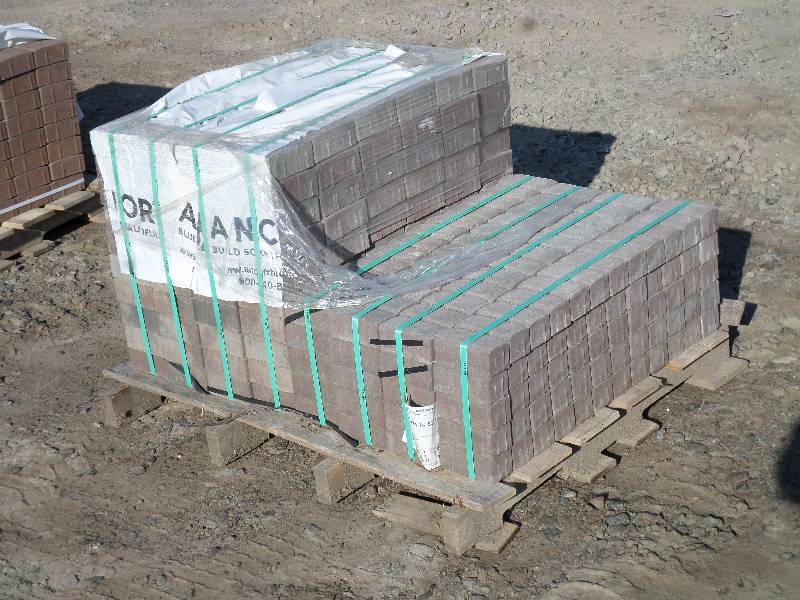Pallet Of Non-Tumbled Anchor Patio ...