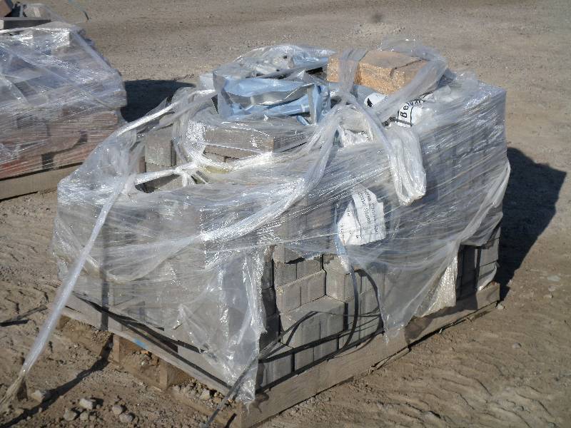 Pallet Of Non-Tumbled Anchor Patio ...