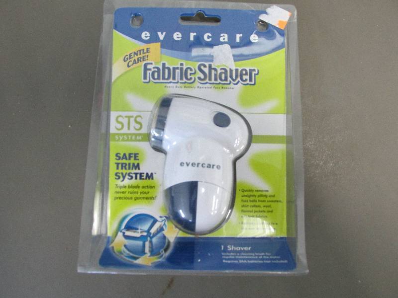 lot 167 image: New Fabric shaver...