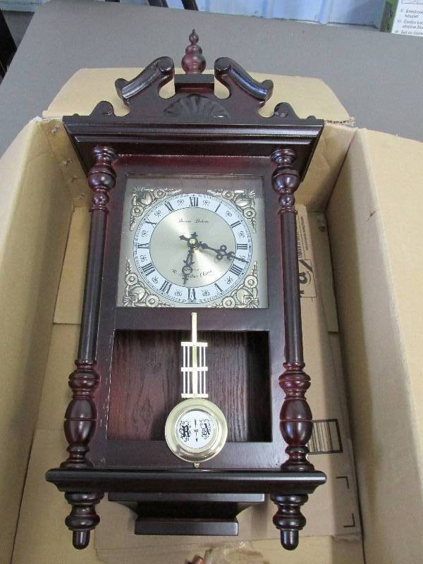 lot 177 image: Looks new Daniel Dakota Westminster...