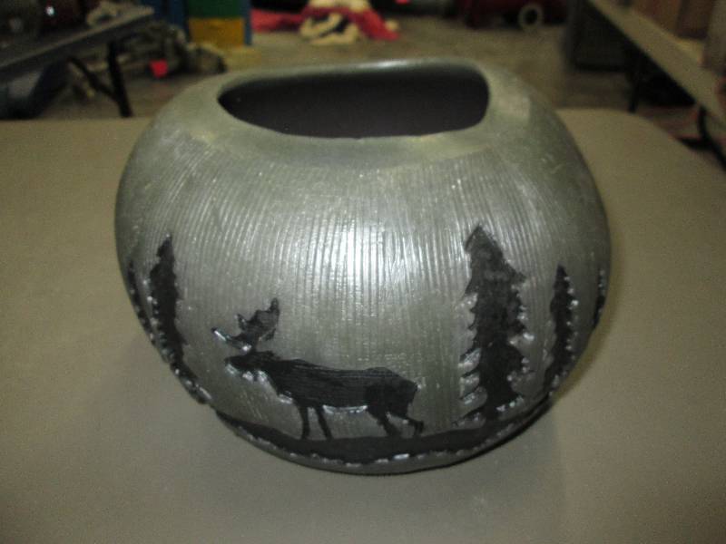 lot 225 image: 10 wax elk scene globe with candle...