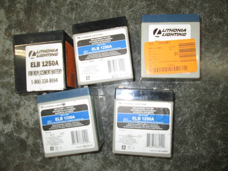 lot 247 image: Lot of small batteries, untested...