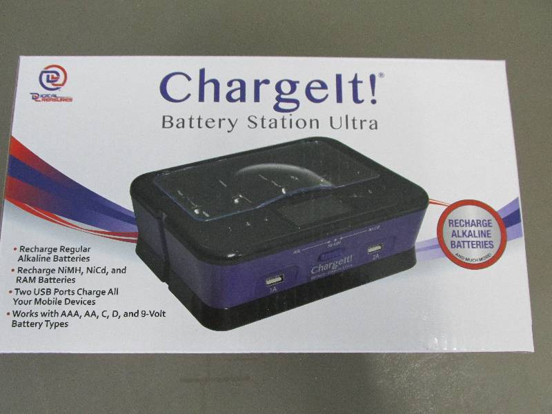 lot 138 image: Charge It battery charging station,...