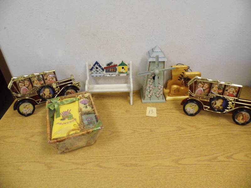 Dcor Items