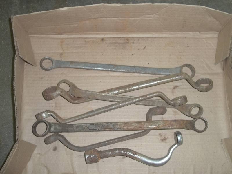 lot 23 image: Tools, Wrenches