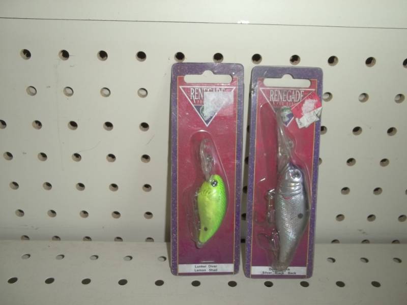 lot 47 image: Pair of New Fishing lures