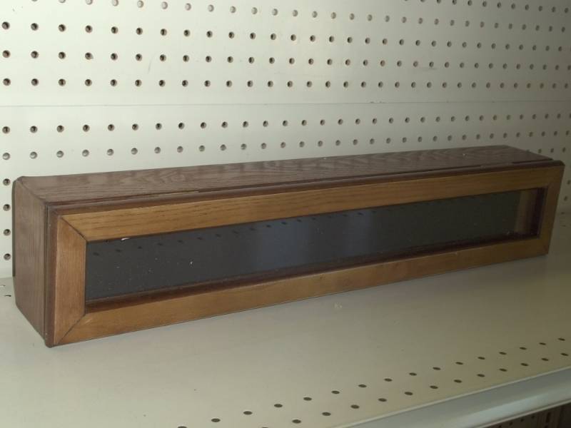 lot 53 image: 24 Display case, for knives, guns, butterflies