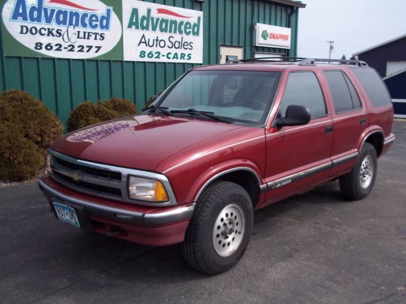 lot 1 image: 1996 Chevrolet Blazer 4 x 4