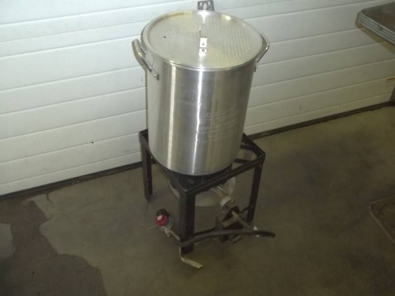 lot 56 image: Turkey Fryer