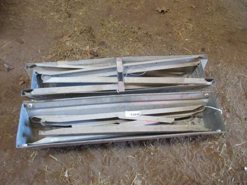 lot 19 image: sawhorses
