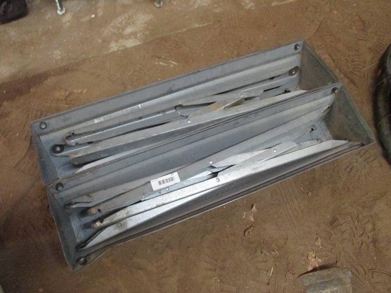 lot 27 image: sawhorses