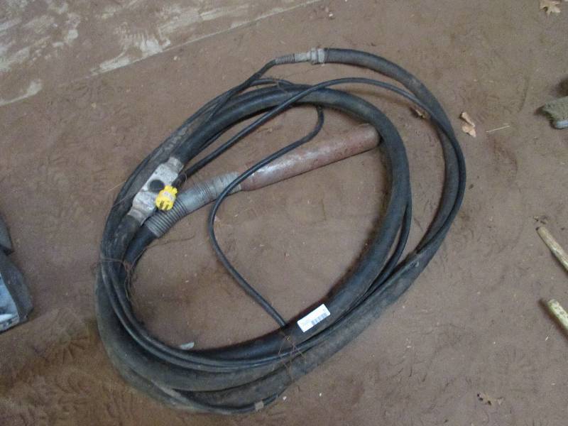 lot 31 image: cement vibrator