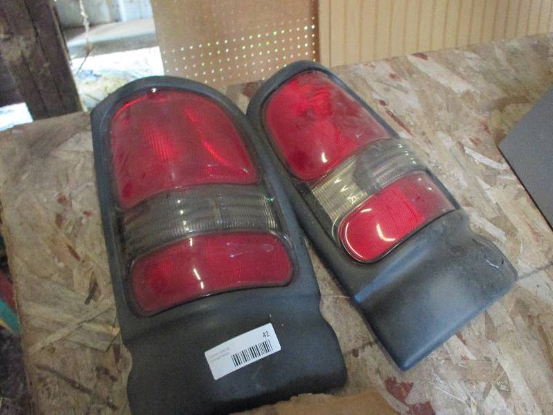 lot 41 image: Dodge tailights