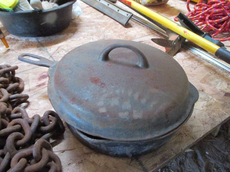 lot 68 image: cast iron pan