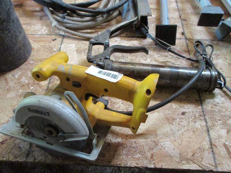 lot 85 image: saw, grease gun