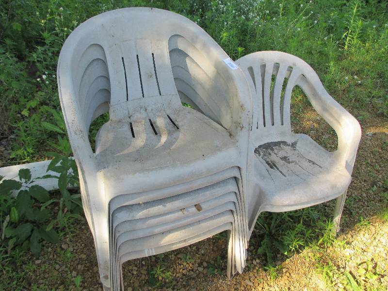 lot 112 image: 9 chairs