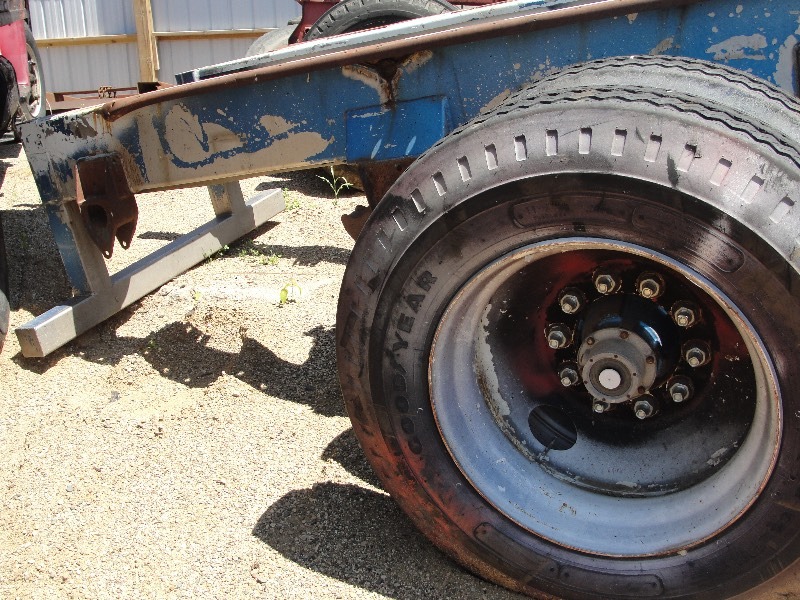 Semi Single Axel