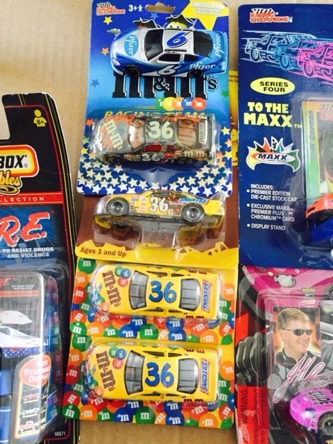 NASCARS