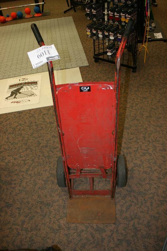 lot 1109 image: Metal Dolly wReinforced Backing 20 x 19 x 47.