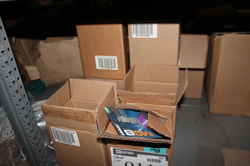 lot 911 image: Shelf Lot Including Adult Fitted Mouthguard For Braces Whole Head Protection.