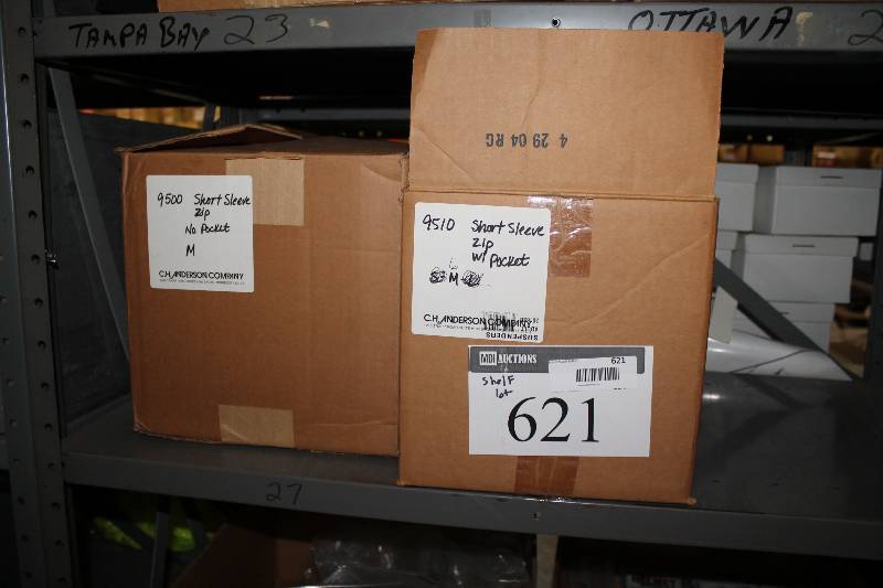 lot 621 image: Shelf Lot Including Short Sleeve Referee Zip-Up wPocket, M wout Pocket M.
