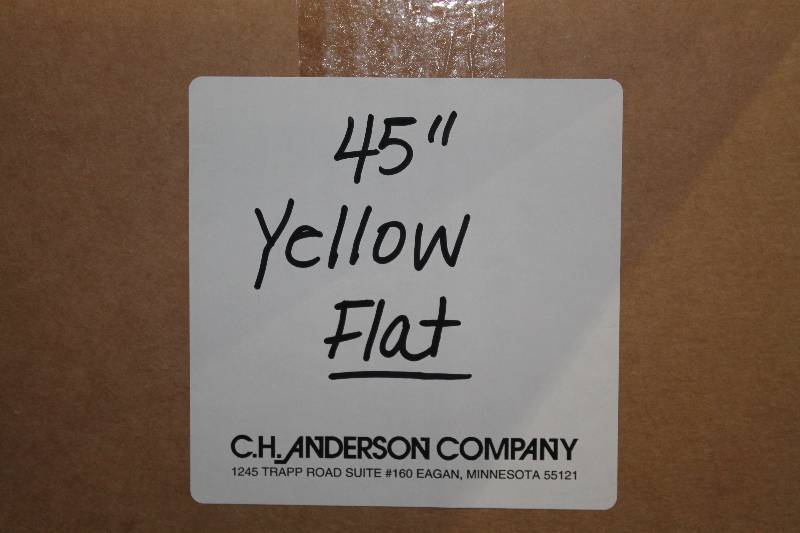 lot 724 image: Box of C.H.A. 45 Yellow Flat Lace The Ultra Lace.