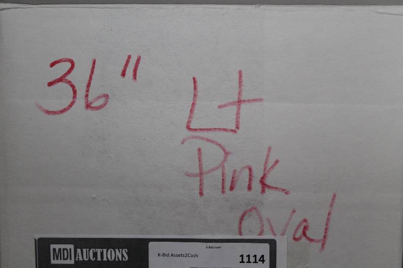 lot 1114 image: Box of C.H.A. 36 Light Pink TT Oval Hockey Lace The Ultra Lace.