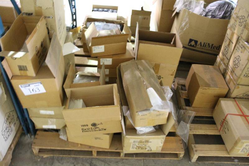 lot 163 image: Pallet Lot of Reclosable Poly Bags 12 x 18 x 2MIL 6 x 12 x 2 MIL 9 x 12 And More.