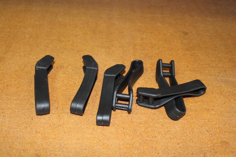 lot 224 image: Box Lot of (3) Rubber Skate Guard Replacements Black.