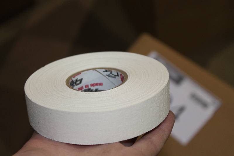 lot 304 image: Box Lot of (2) C.H.A. White Cloth Tape 1 x 30Yard 81 RollsBox.