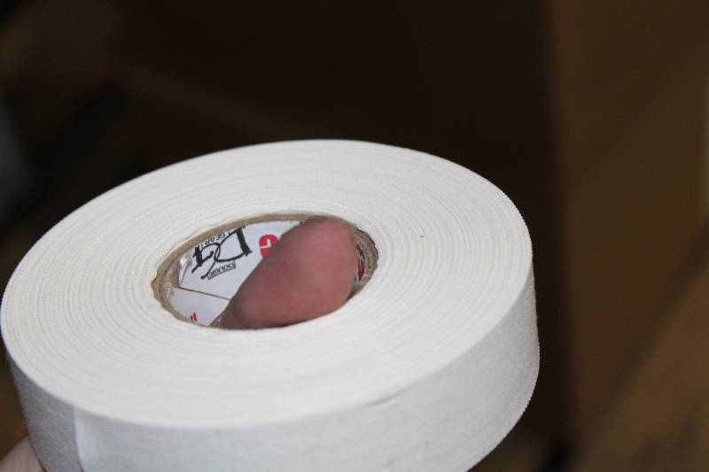 lot 303 image: Box Lot of (2) C.H.A. White Cloth Tape 1 x 30Yard  81 RollsBox.
