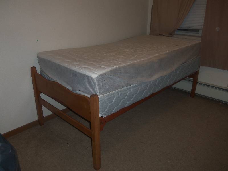 Twin bed