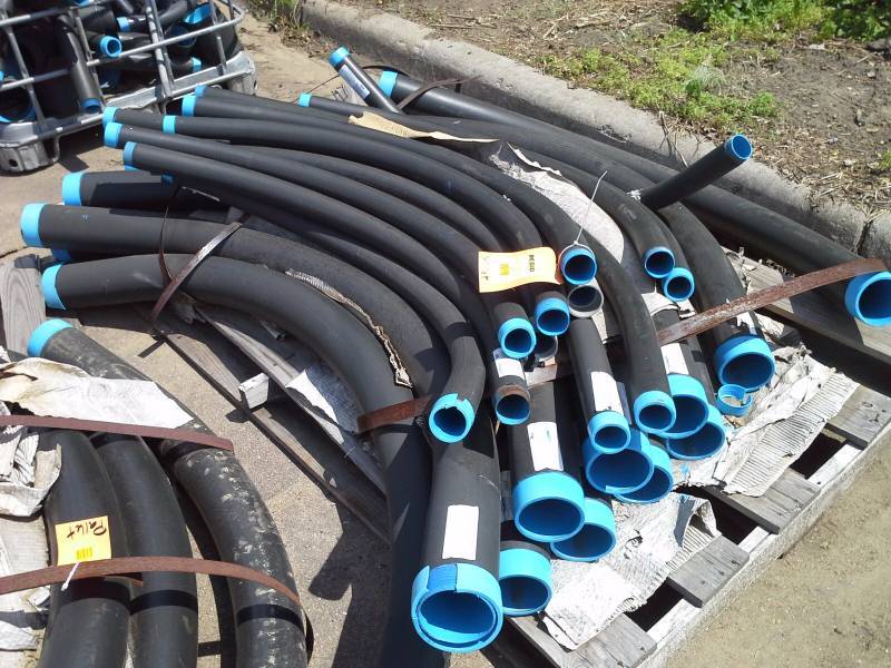 1 Pallet of 90 degree Metal Conduit