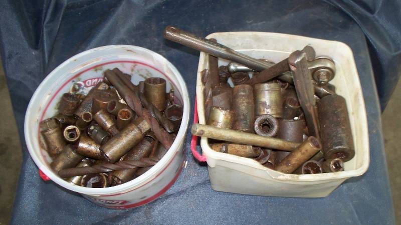 lot 10 image: Tools
