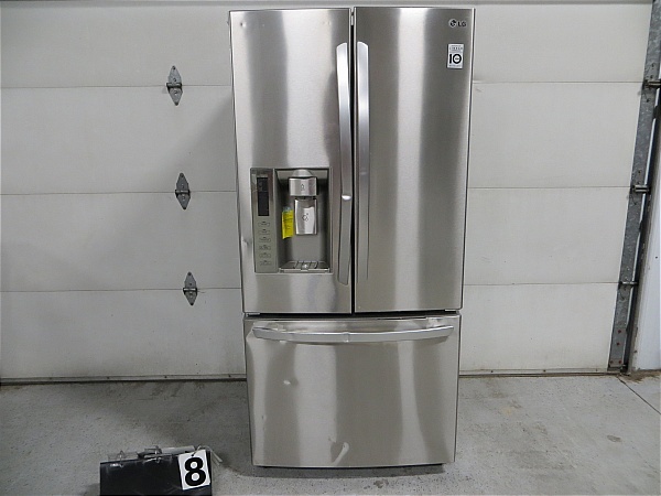 LG 33 Refrigerator For Repair