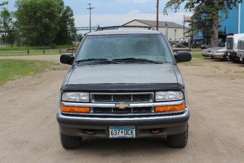 2000 Chevrolet Blazer LS 4x4