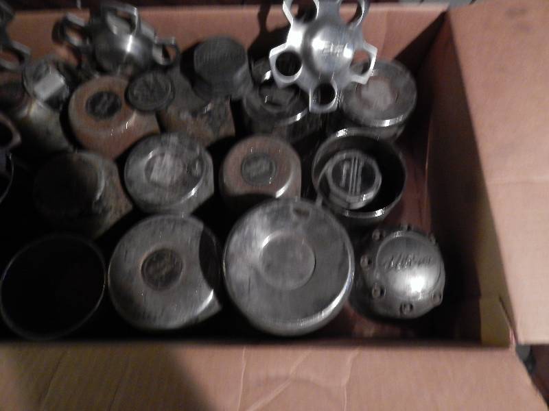Lot of Wheel Centers