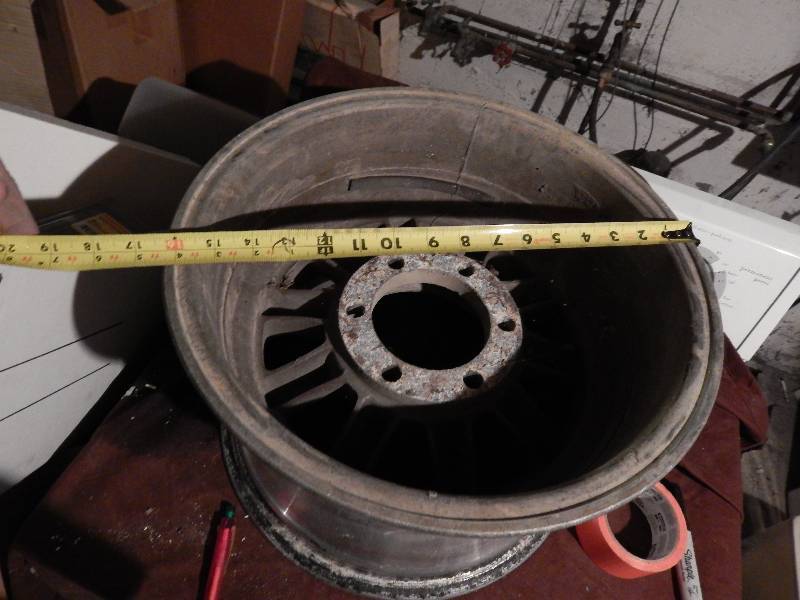 Keystone Raider Rim 14 x 7 28 Tire maximum