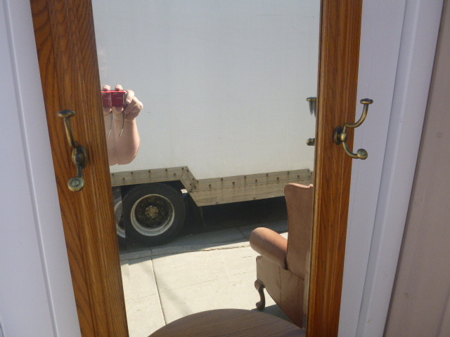 lot 6 image: Oak Hall Table with Mirror
