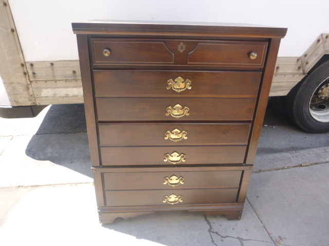 lot 25 image: Dark Wood Dresser