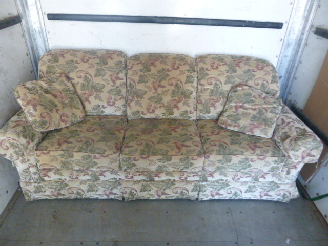 lot 43 image: Living Room Couch