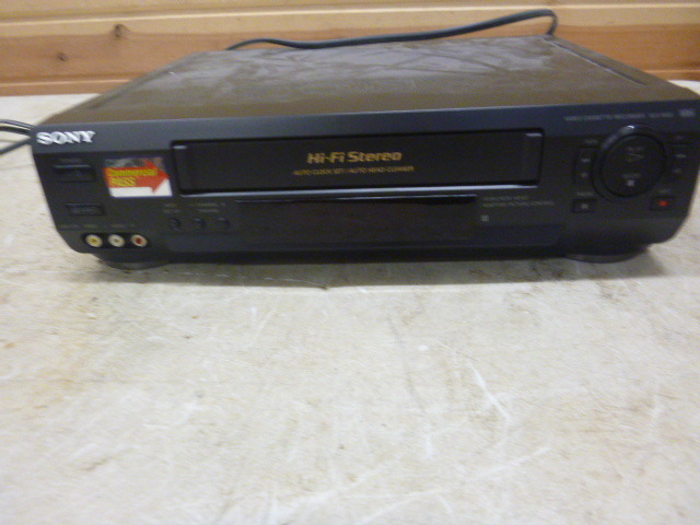 lot 74 image: Sony VCR Player